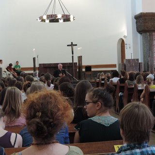 bischof-predigt-2 Montessori-Schulzentrum Leipzig - Neuigkeiten - Bischof Koch im Gespräch mit der Schulgemeinde